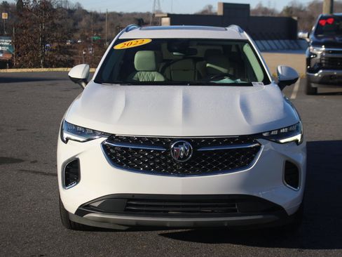 Used 2022 Buick Envision Avenir w/ Safety Package image 2