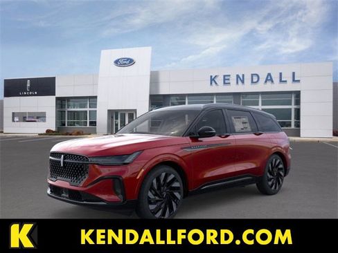 New 2026 Lincoln Nautilus Reserve w/ Jet Appearance Package image 1