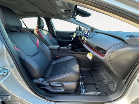 New 2026 Toyota Prius Plug-In Hybrid image 10