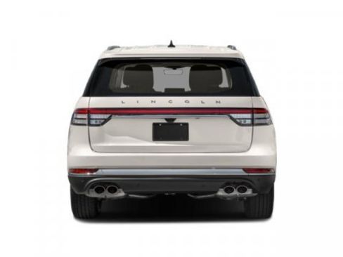 Certified 2024 Lincoln Aviator 2WD w/ Premium Package image 5
