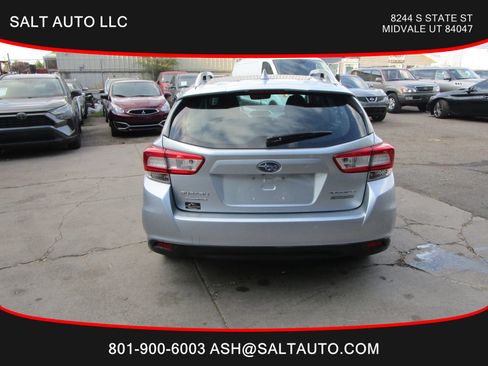 Used 2019 Subaru Impreza 2.0i Premium image 6