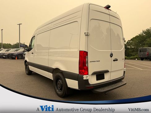 Used 2026 Mercedes-Benz Sprinter 2500 image 6