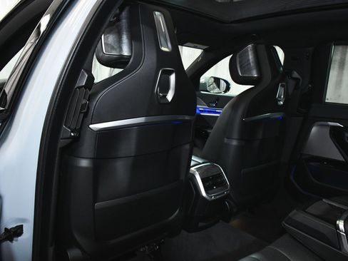 Used 2025 BMW 740i image 83