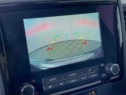 Certified 2024 Nissan Frontier S image 12