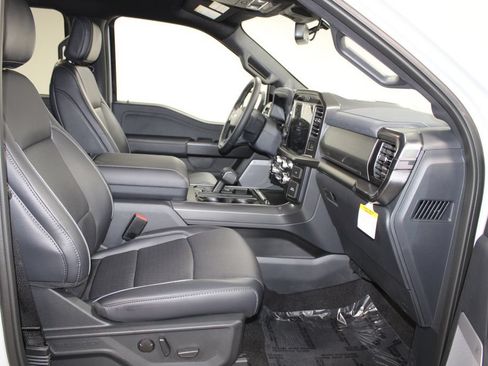 New 2026 Ford F150 Lariat w/ Equipment Group 501A Mid AWD/4WD image 29