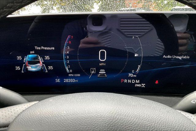 Certified 2025 Cadillac XT4 Sport w/ Cold Weather Package AWD/4WD image 13