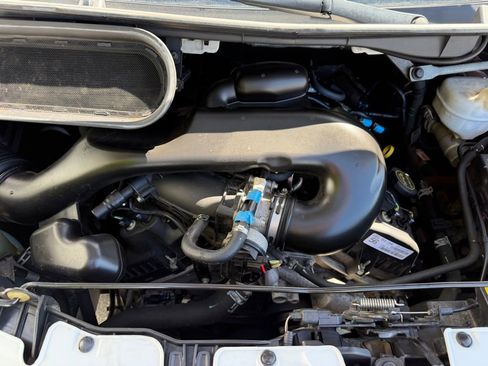 Used 2018 Ford Transit 350 XLT RWD image 14