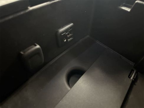 Used 2014 Chevrolet Silverado 1500 LTZ image 30