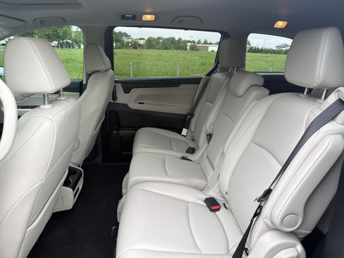 Certified 2026 Honda Odyssey EX-L image 28