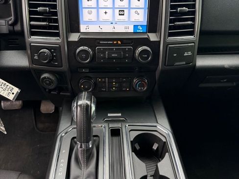 Used 2018 Ford F150 XLT w/ Equipment Group 302A Luxury image 11