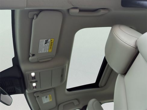 Used 2025 MAZDA MAZDA3 s image 21