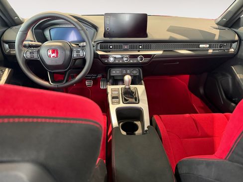 Certified 2026 Honda Civic Type R image 15