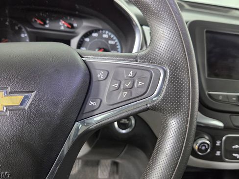 Used 2020 Chevrolet Equinox LS AWD/4WD image 18