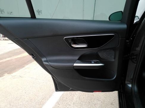 Used 2022 Mercedes-Benz C 300 Sedan image 18