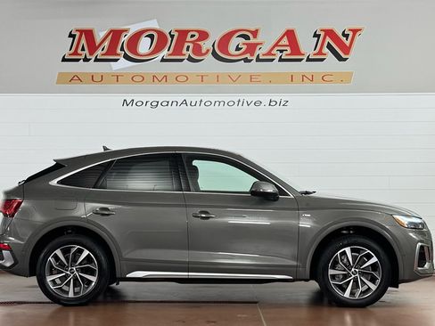 Used 2023 Audi Q5 2.0T Prestige w/ Prestige Package image 2