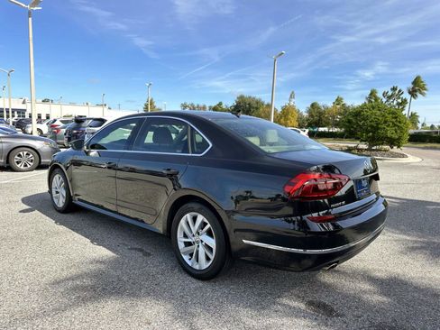 Used 2018 Volkswagen Passat 2.0T SE image 5