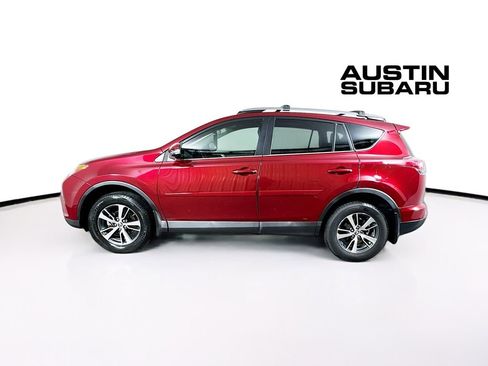 Used 2018 Toyota RAV4 XLE image 4