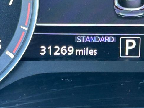 Used 2023 INFINITI QX50 Luxe image 15