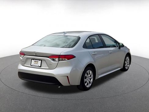 Used 2025 Toyota Corolla LE image 14