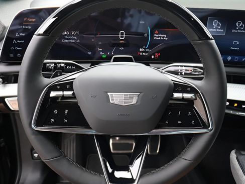New 2026 Cadillac Optiq Luxury 1 RWD image 20
