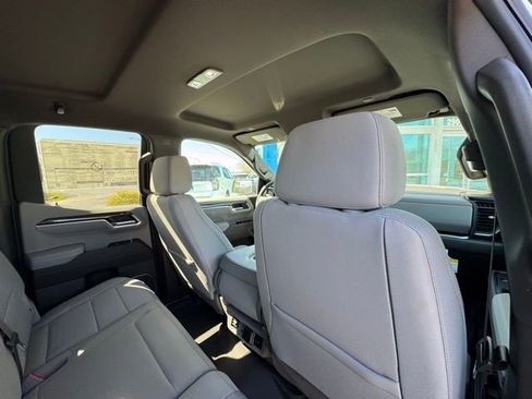 New 2025 Chevrolet Silverado 1500 LT image 25