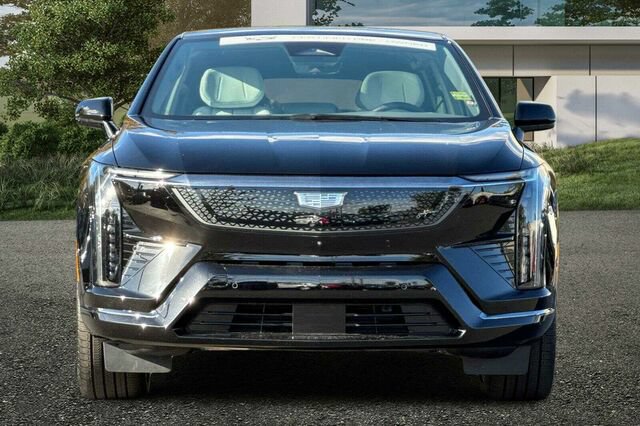 Certified 2026 Cadillac Optiq Sport 2 AWD/4WD image 9