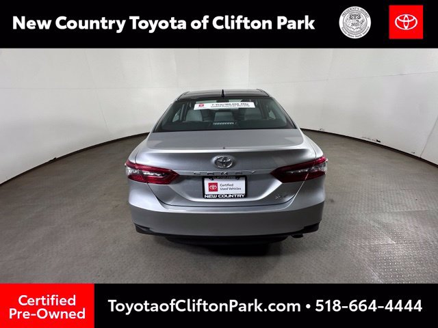 Used 2021 Toyota Camry XLE FWD image 6