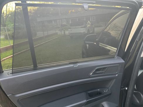 Used 2019 Volkswagen Atlas SE image 16