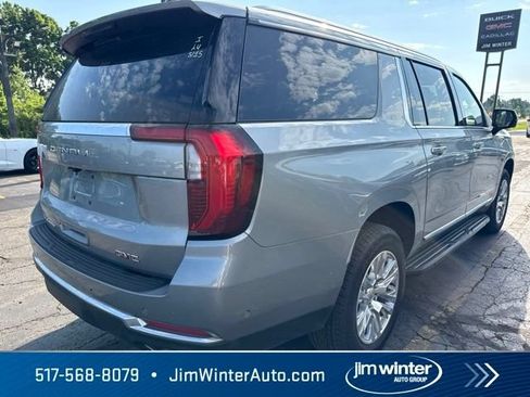 Used 2025 GMC Yukon XL Denali AWD/4WD image 6