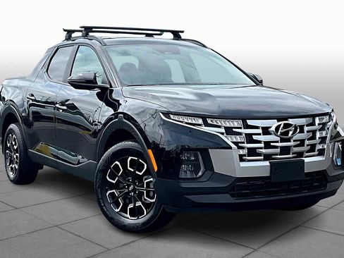 Used 2024 Hyundai Santa Cruz SEL w/ Activity Package image 2