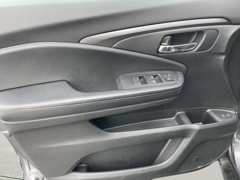 Used 2016 Honda Pilot EX-L image 24