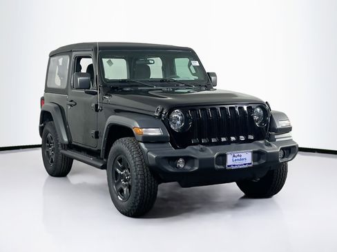 Used 2023 Jeep Wrangler Sport image 3