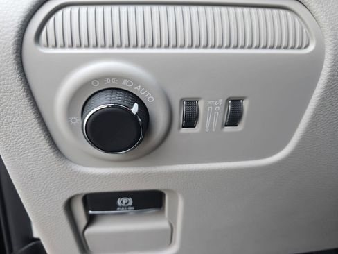 New 2026 Jeep Grand Wagoneer 2WD image 28