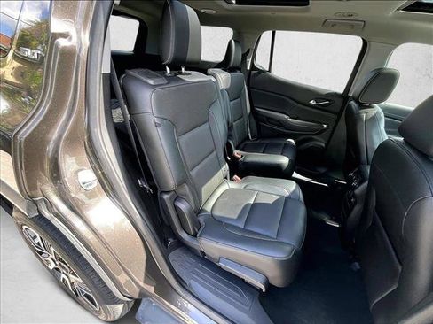 Used 2019 GMC Acadia SLT w/ Black Edition FWD image 26