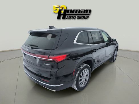 Used 2025 Buick Enclave Preferred image 5