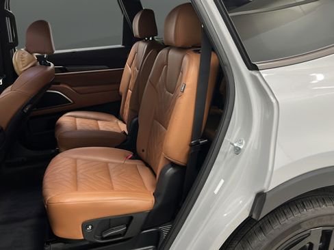 Used 2024 Kia Telluride EX X-Line AWD/4WD image 23