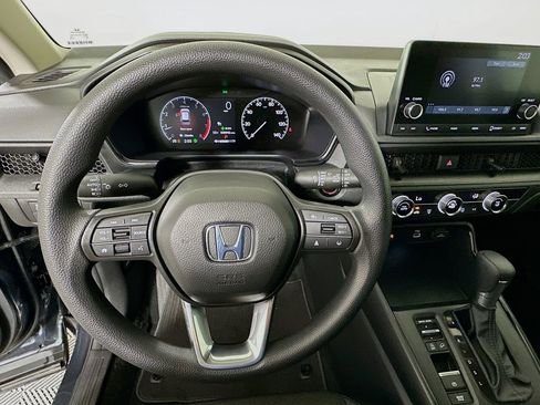 Certified 2025 Honda CR-V LX image 11