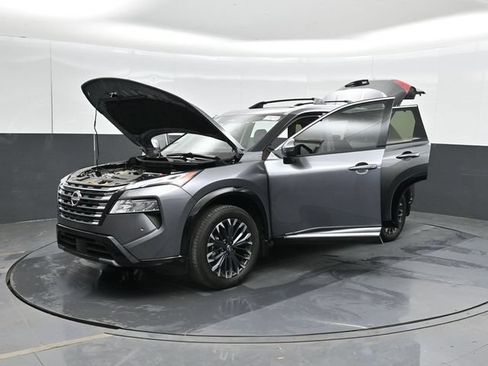 Used 2026 Nissan Rogue Platinum w/ Platinum Premium Package AWD/4WD image 64