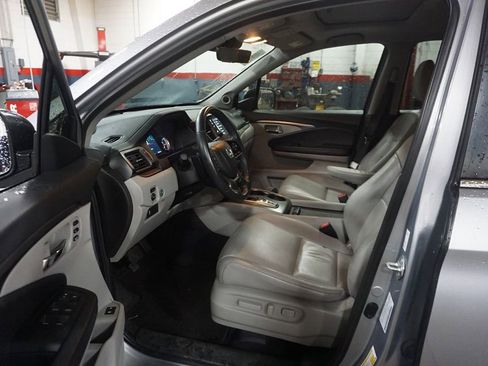 Used 2022 Honda Pilot Special Edition image 2