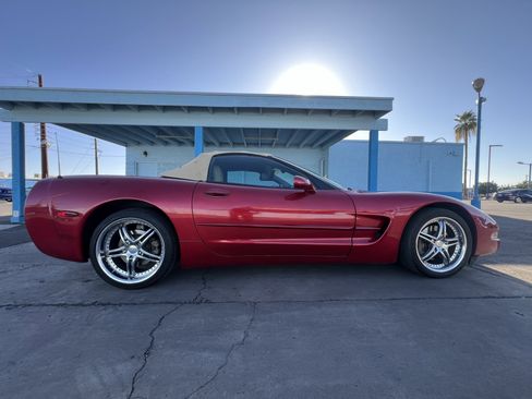 Used 2002 Chevrolet Corvette Convertible w/ Preferred Equipment Group2 image 2