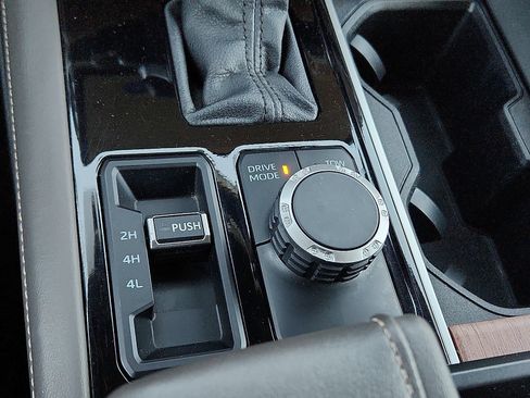 Used 2022 Toyota Tundra 1794 Edition AWD/4WD image 15