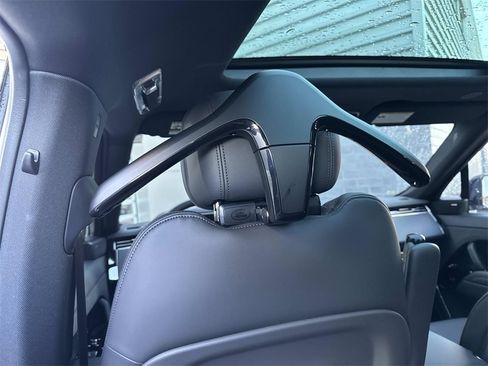 Certified 2025 Land Rover Range Rover Sport Dynamic SE image 16