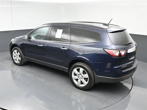 Used 2017 Chevrolet Traverse LT w/ Style and Technology Package AWD/4WD image 25