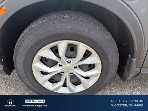 Used 2024 Honda CR-V LX image 11