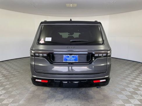 New 2026 Jeep Grand Wagoneer 4WD image 17