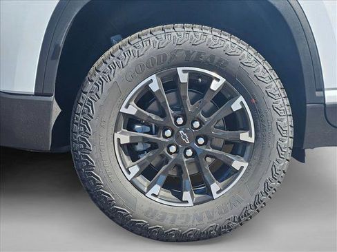 New 2026 Chevrolet Traverse Z71 w/ Driver Confidence Package image 11