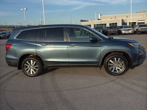 Used 2019 Honda Pilot EX image 9