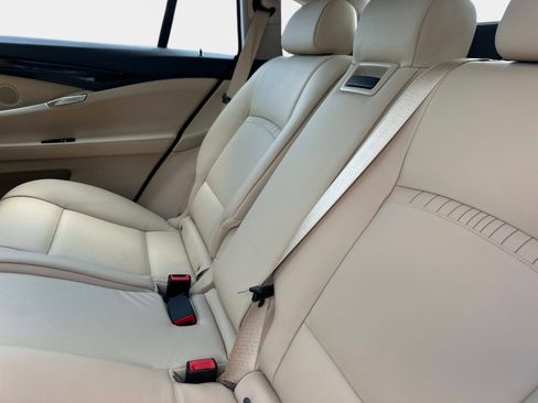Used 2014 BMW 550i Gran Turismo xDrive 550i xDrive Gran Turismo image 13