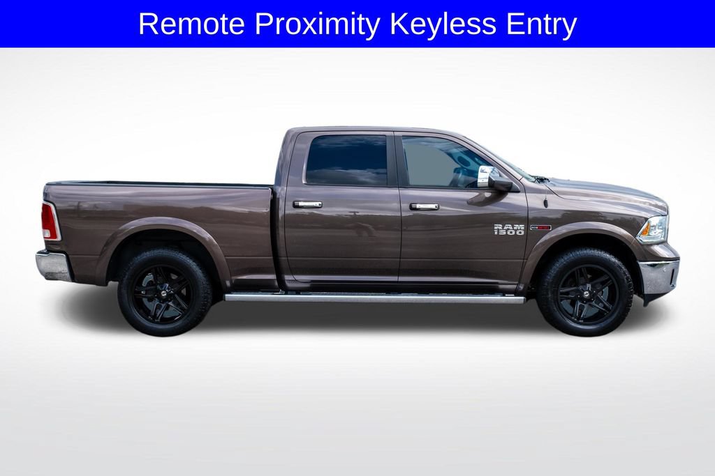Used 2018 RAM 1500 Laramie w/ Convenience Group AWD/4WD image 9