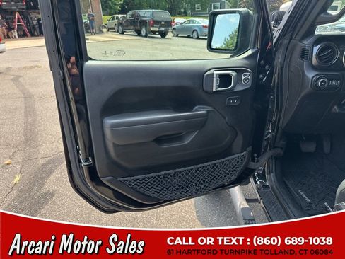 Used 2022 Jeep Wrangler Unlimited Sport AWD/4WD image 14